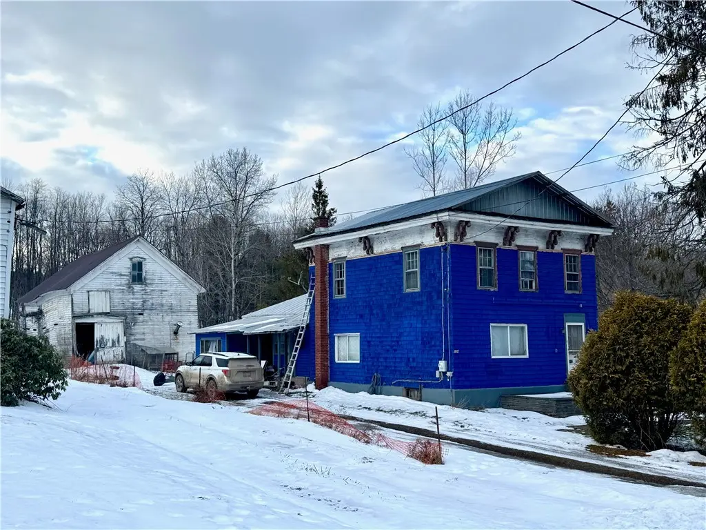 136 Merchant St