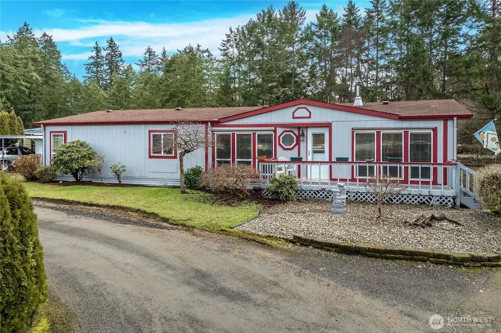 4806 Cushman Rd NE #116
