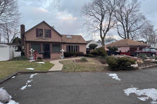 11 Hatcher Ct