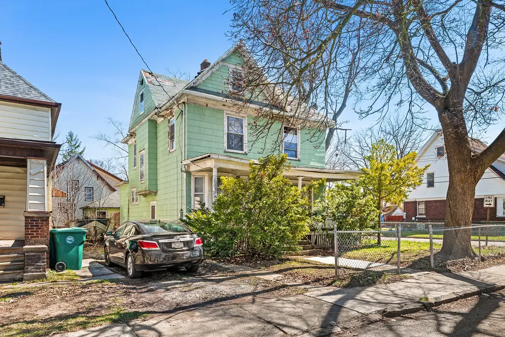 1901 16th St