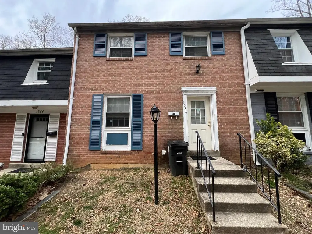 1586 Potomac Heights Dr #231