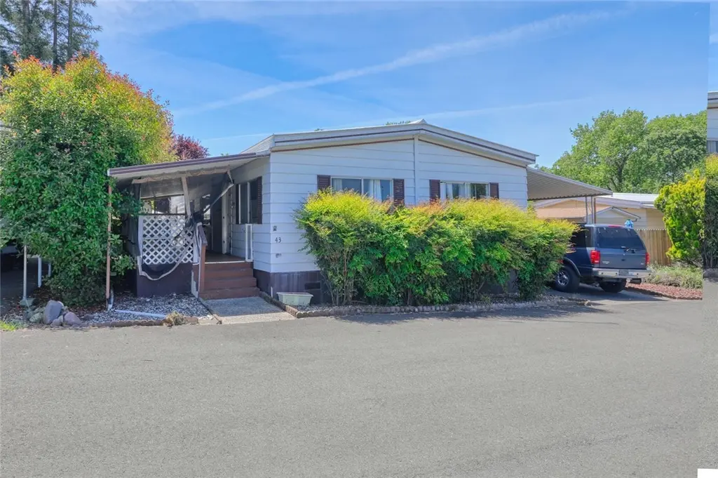 5701 Live Oak #43
