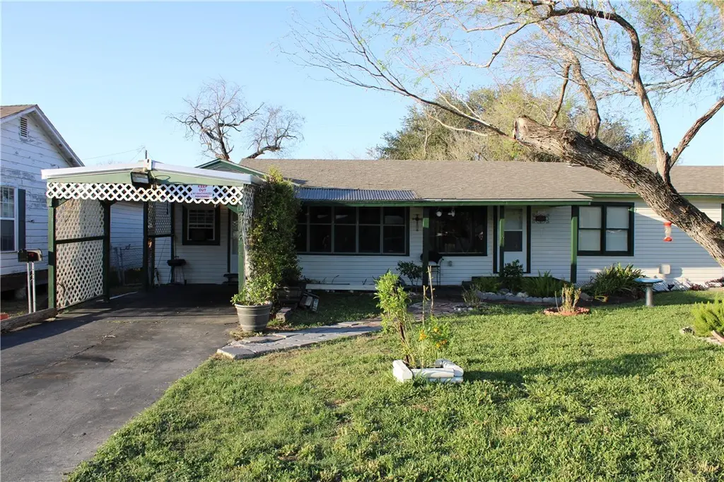 316 E Hoffman Ave