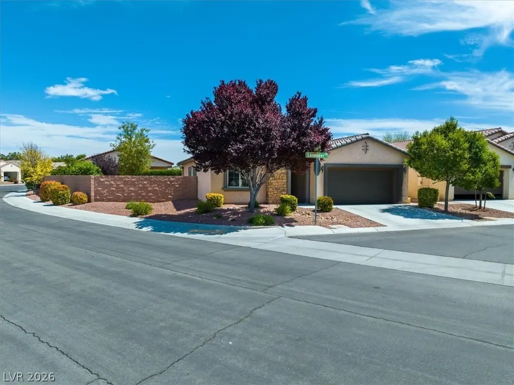 4387 Lavender Ln