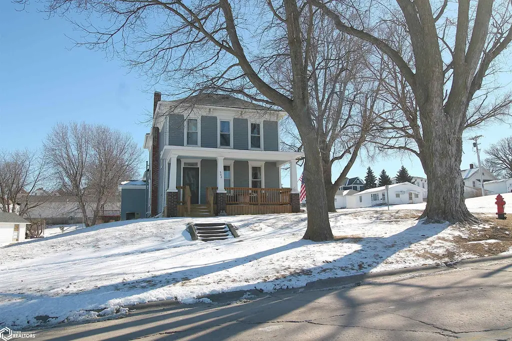 502 Broad Ave