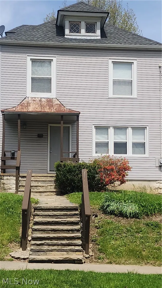499 Gage St