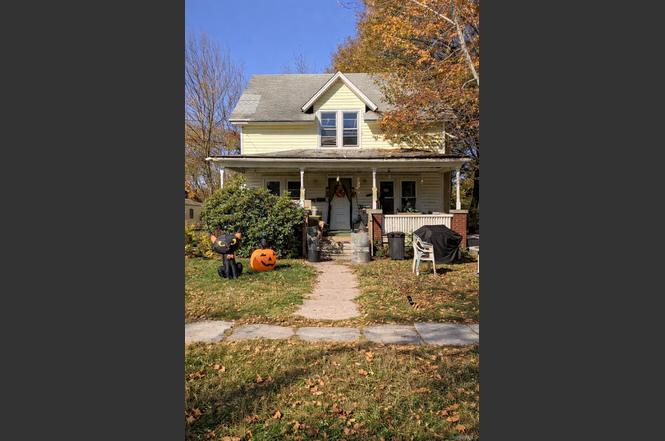 33 Landfield Ave