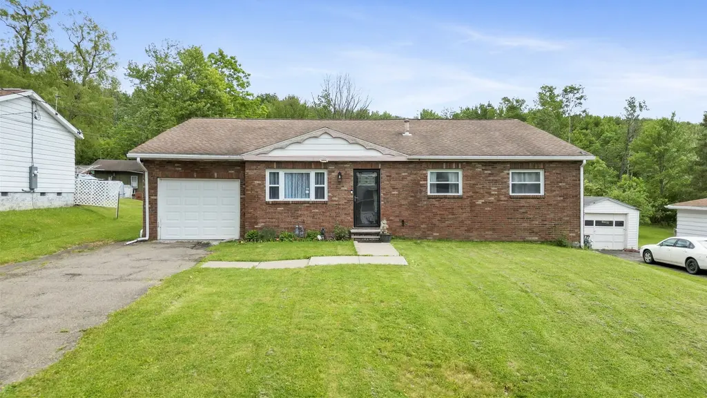 1024 Reynolds Rd