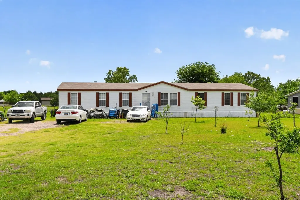 653 Smith Acres Dr