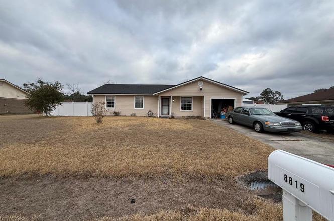 8819 Falcon Trace Dr S