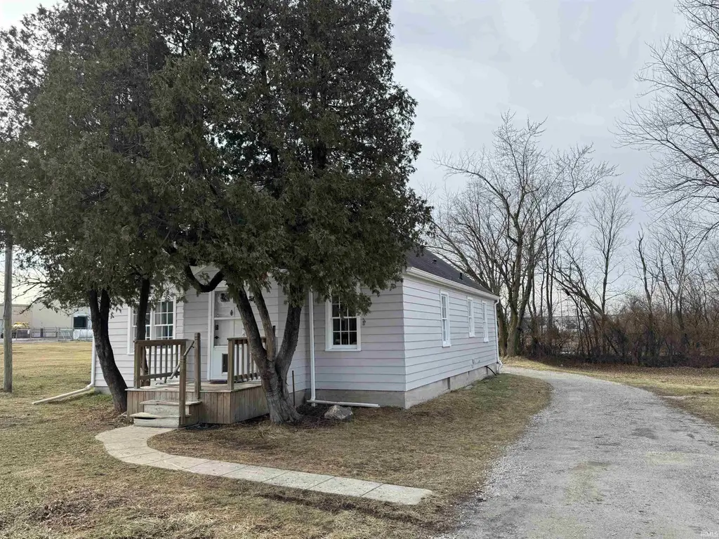 1930 Bremer Rd