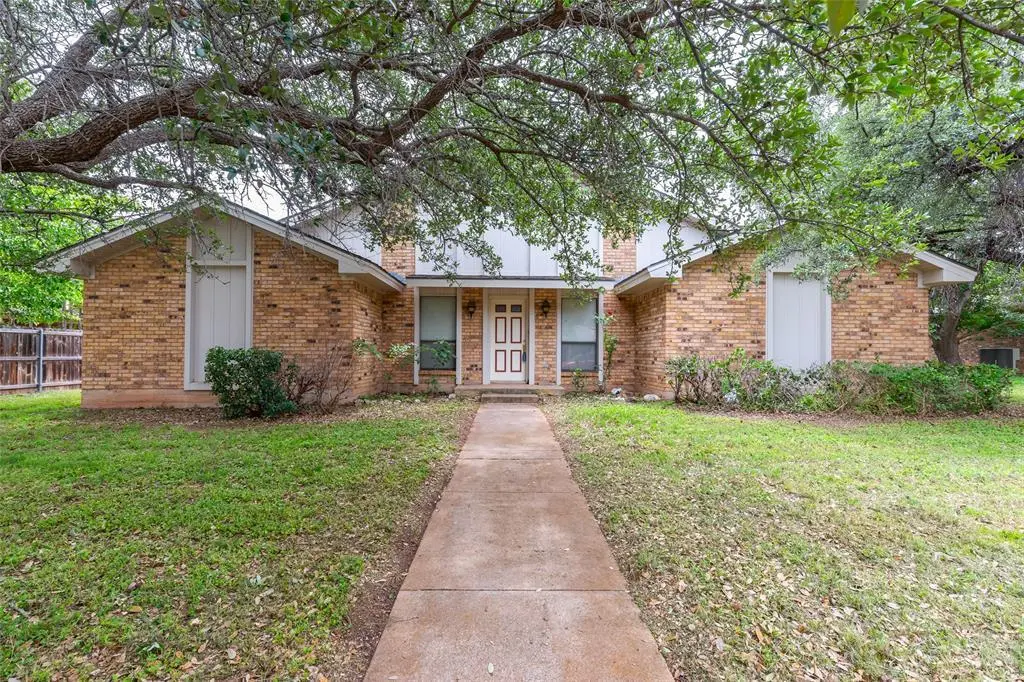 3265 Woodhollow Cir