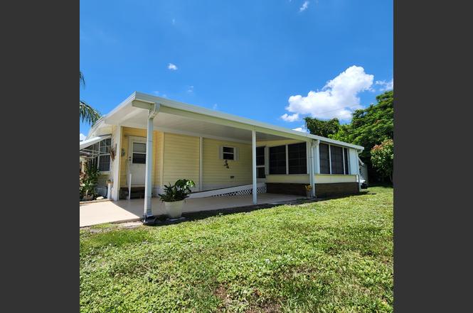 218 W Caribbean