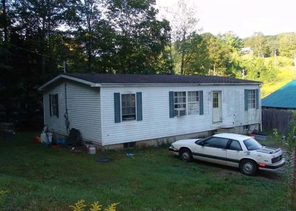 15 Kyle Rd