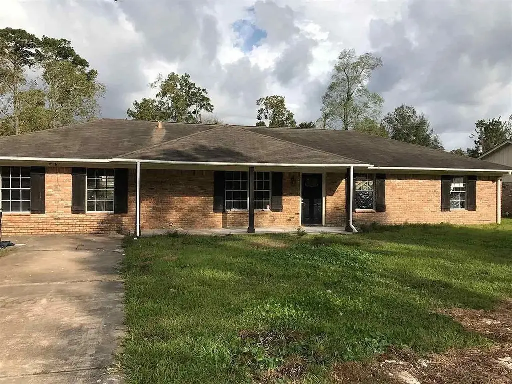 134 Woodlawn Dr