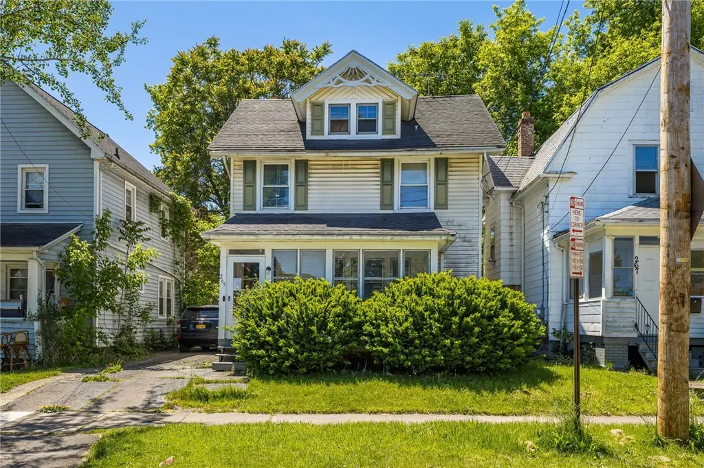 269 Fernwood Ave