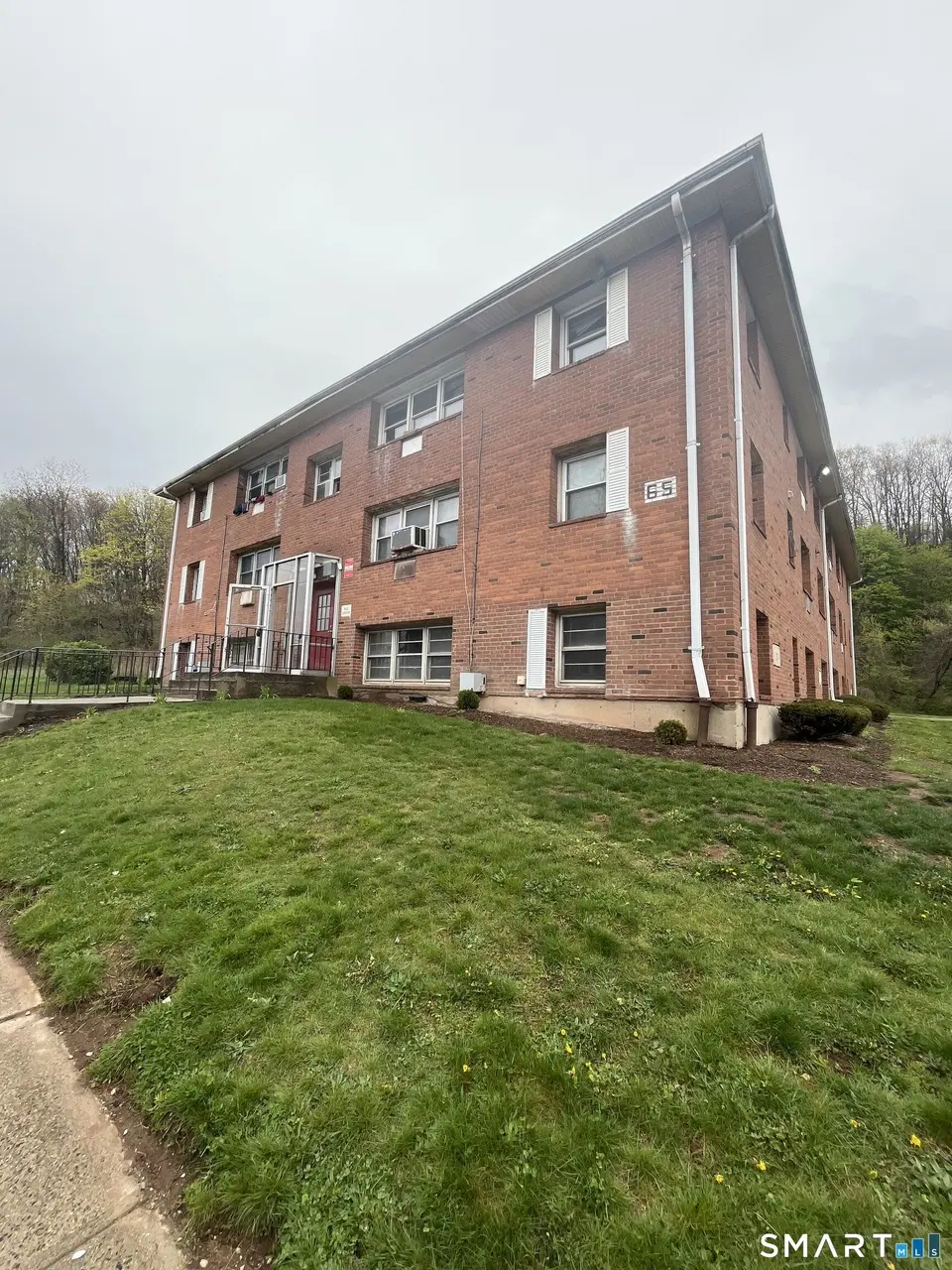 65 Donna Dr Unit C2