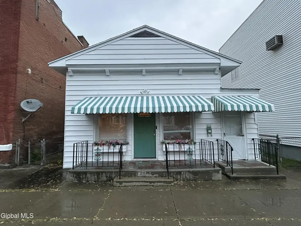 1816 4th Ave