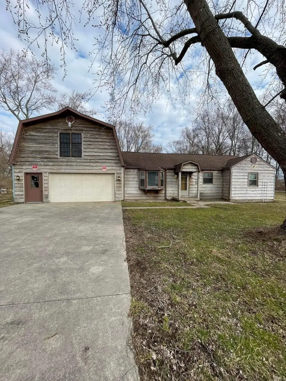 522 Naphew Ln