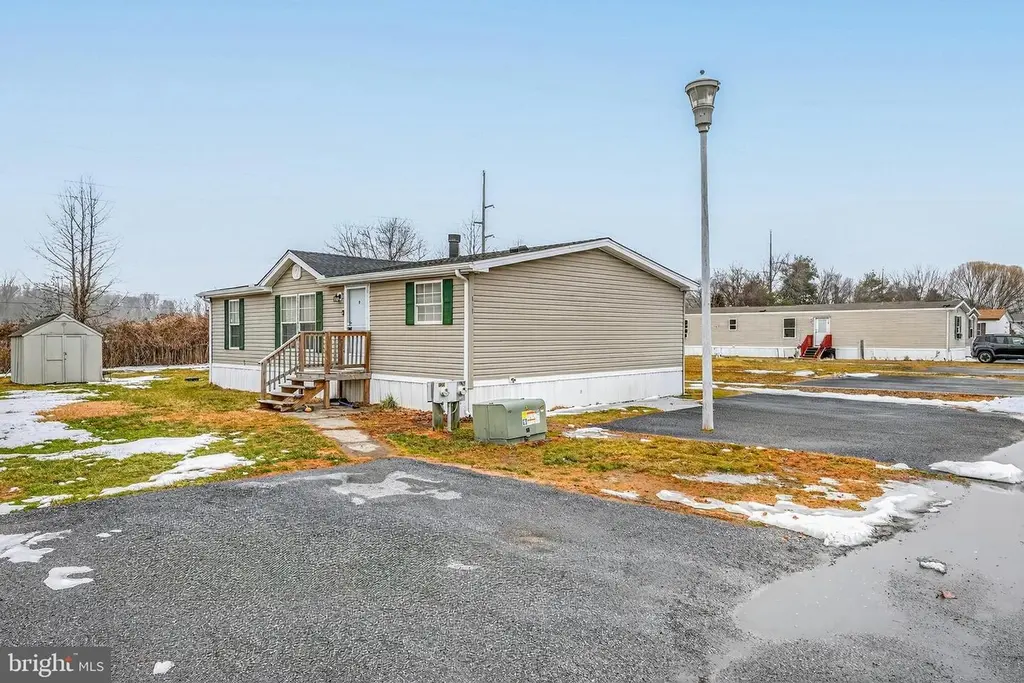 131 Pine Cone Dr #131