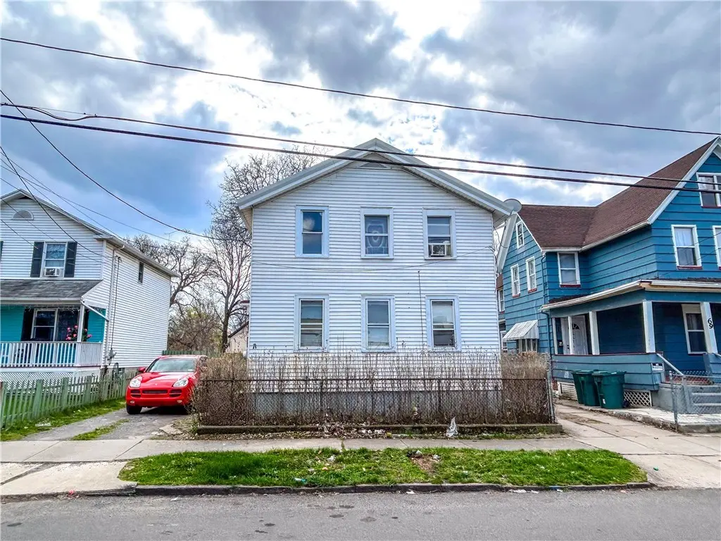 71 Ontario St