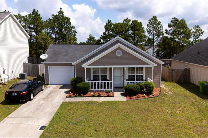 449 Legend Oaks Dr