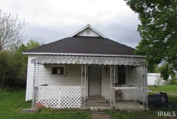 503 E Main St