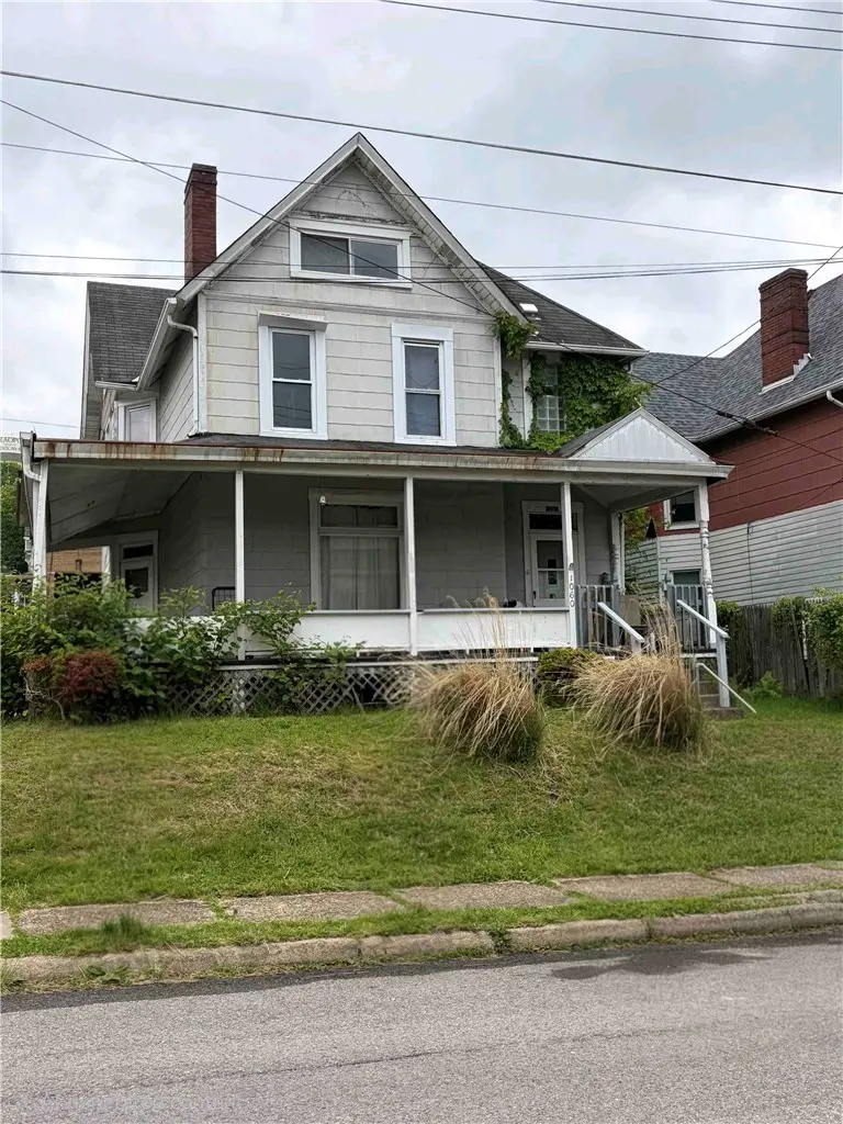 1060 Vance Ave