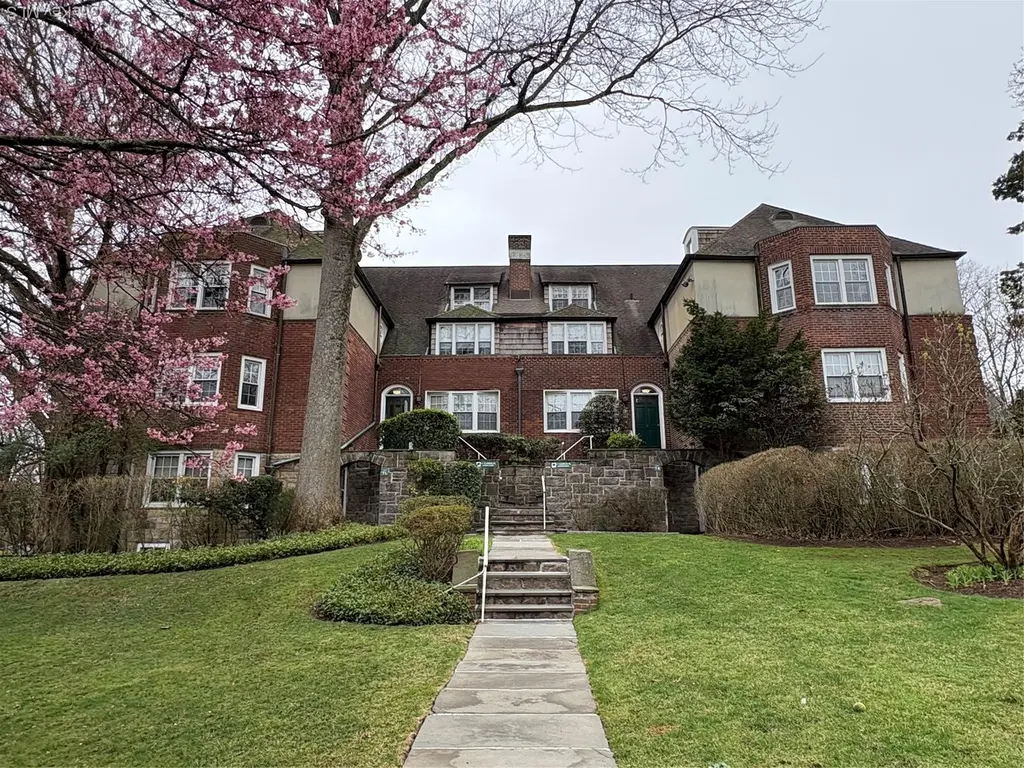 11 Campus Pl Unit TR