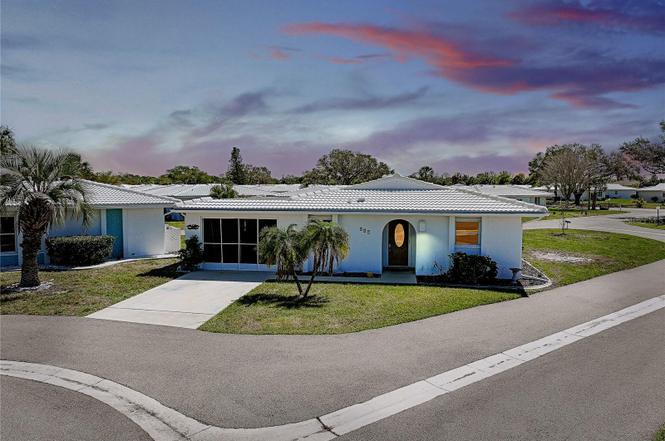397 Circlewood Dr Unit Z1