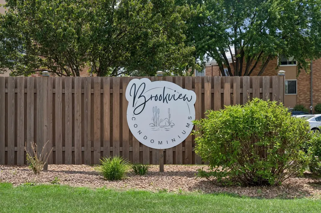 9141 Highway 55 #106