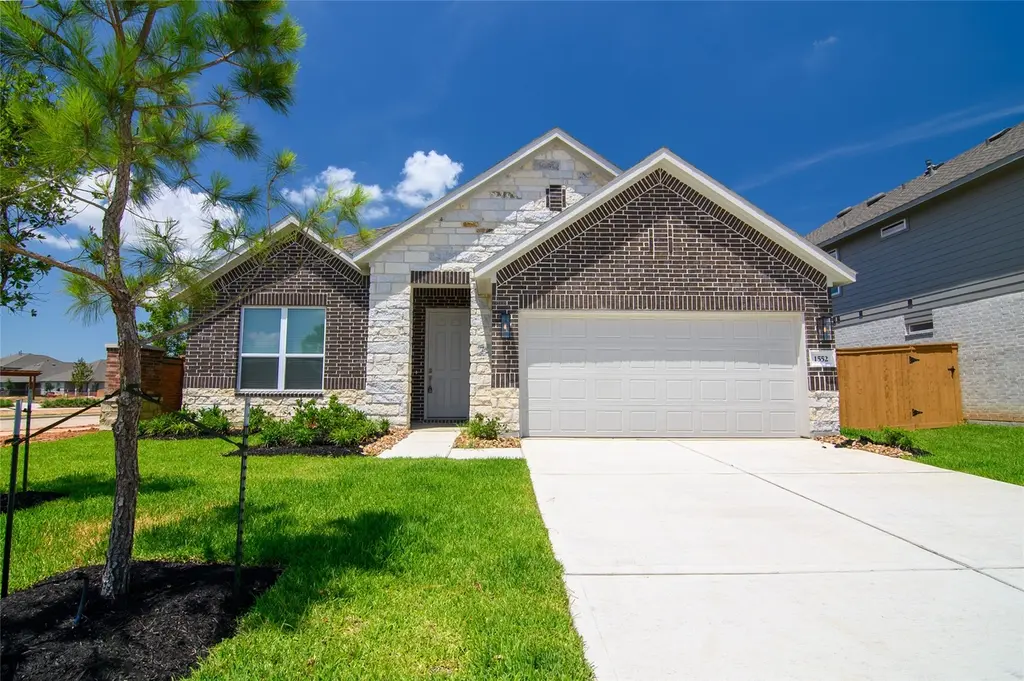 1552 Dawn Harbor Dr