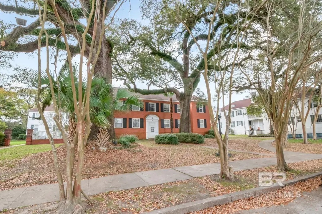 214 Upham Street St Unit 17c