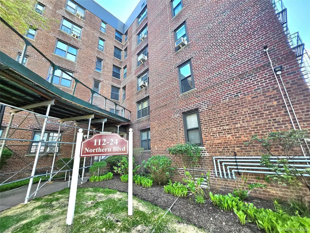 112-24 Northern Blvd Unit 3E