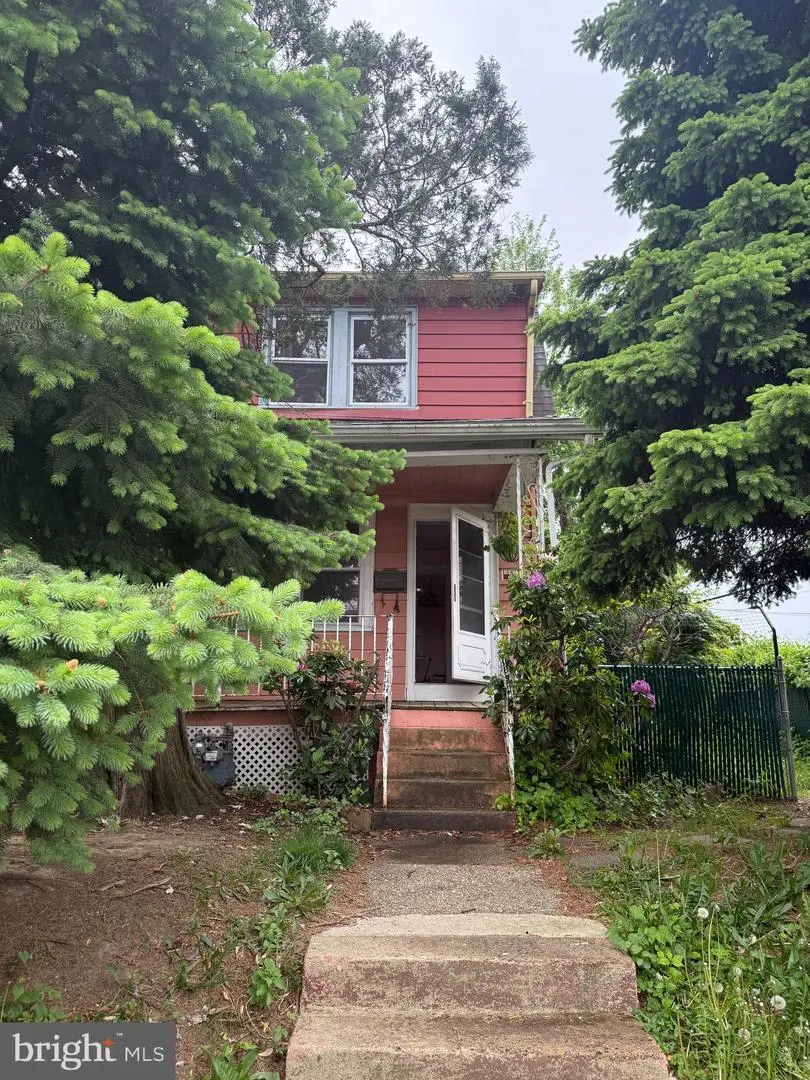426 Custer Ave