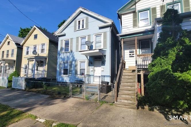 495 East St