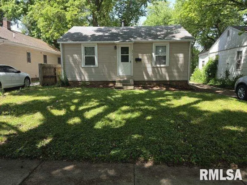 2517 Holmes Ave