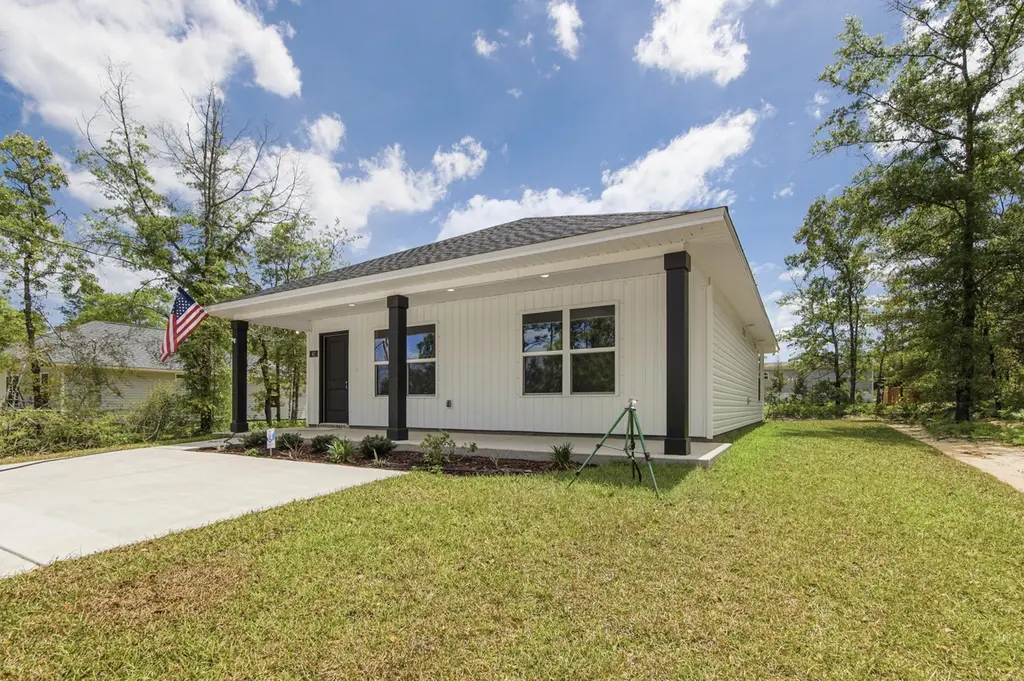 47 Pansy Ln