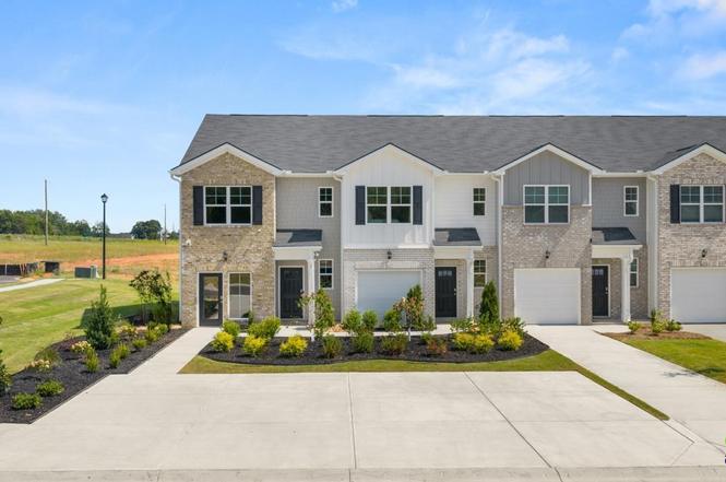 212 Kenmore Cir