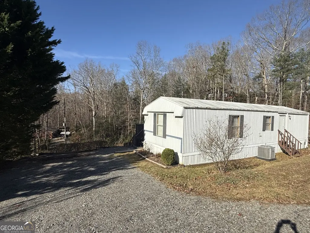 354 Ridgeview Cir