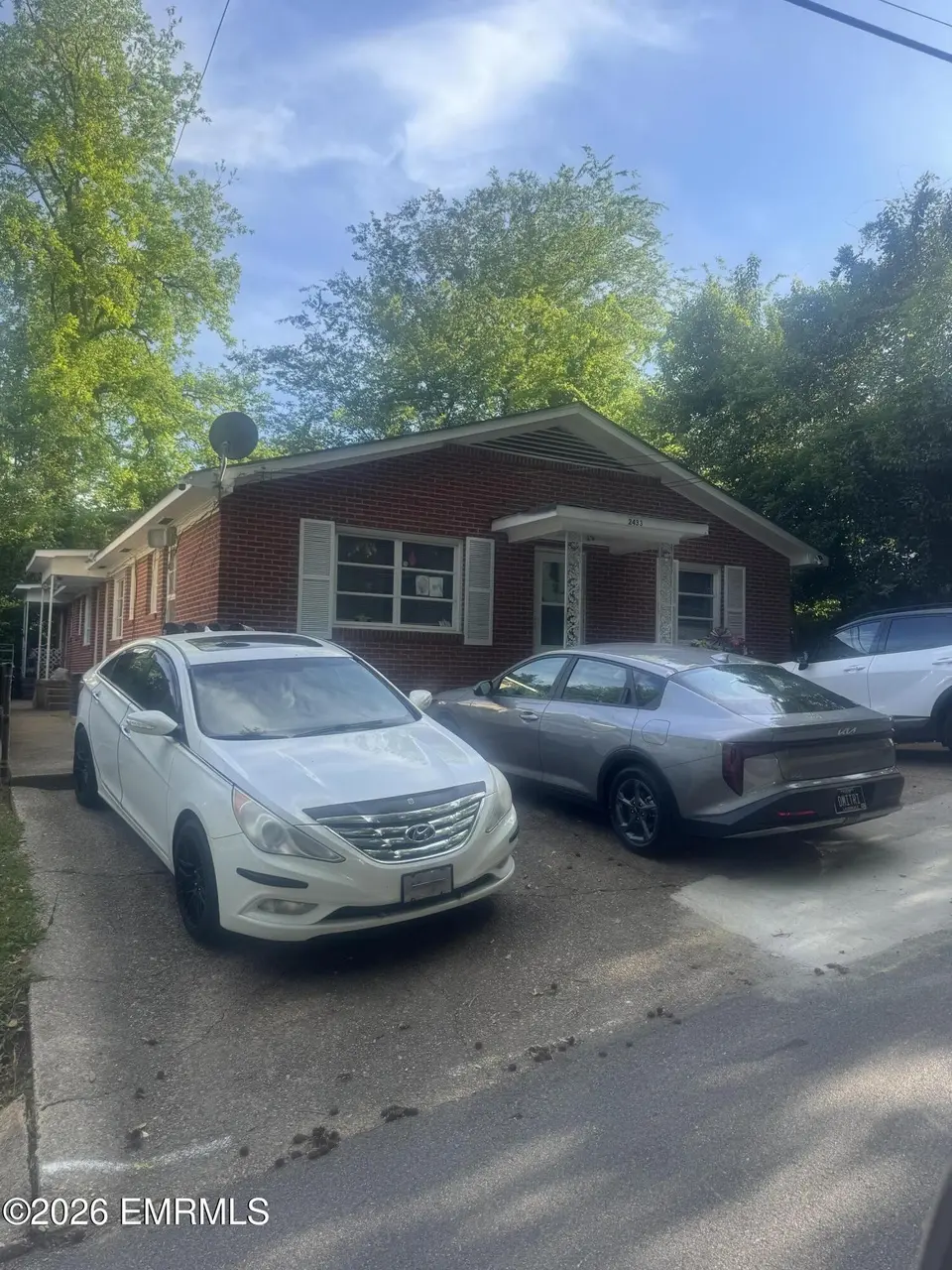 2433 24th Ave