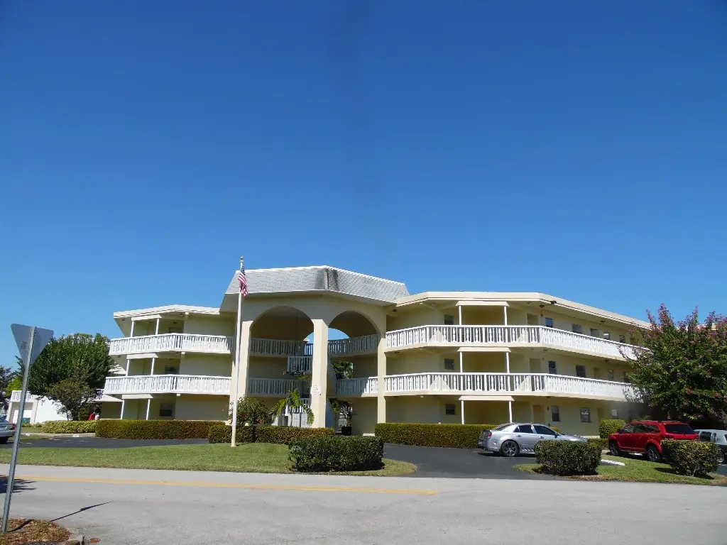 1100 Ponce De Leon Cir Unit N102