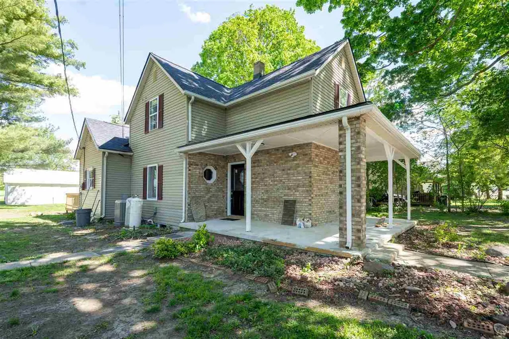 8159 N Centerville Rd