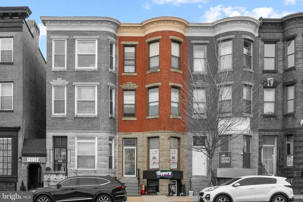 28 E 25th St
