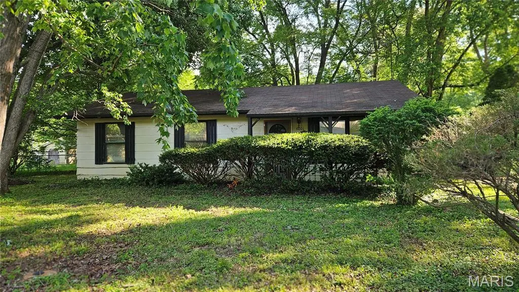 6001 Country Creek Dr