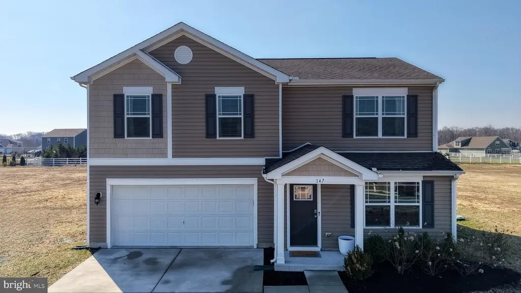 147 Sea Horse Ln