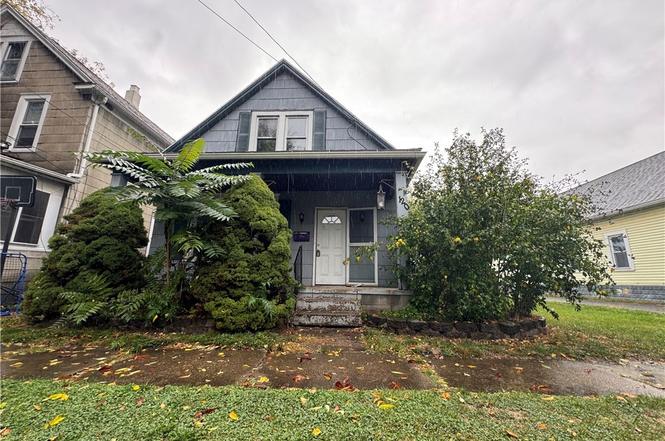 120 7th Ave