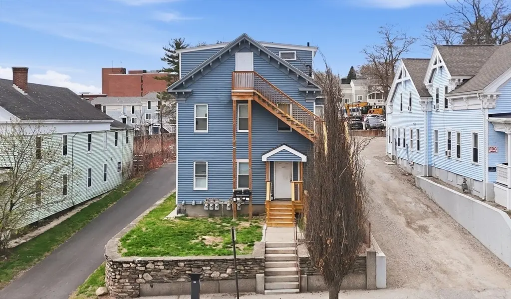 34 Irving St