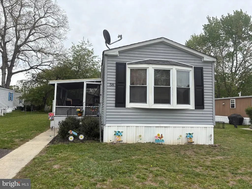 1976 N East Ave #58