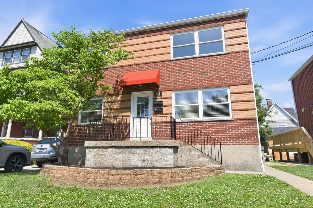 145 Lake St